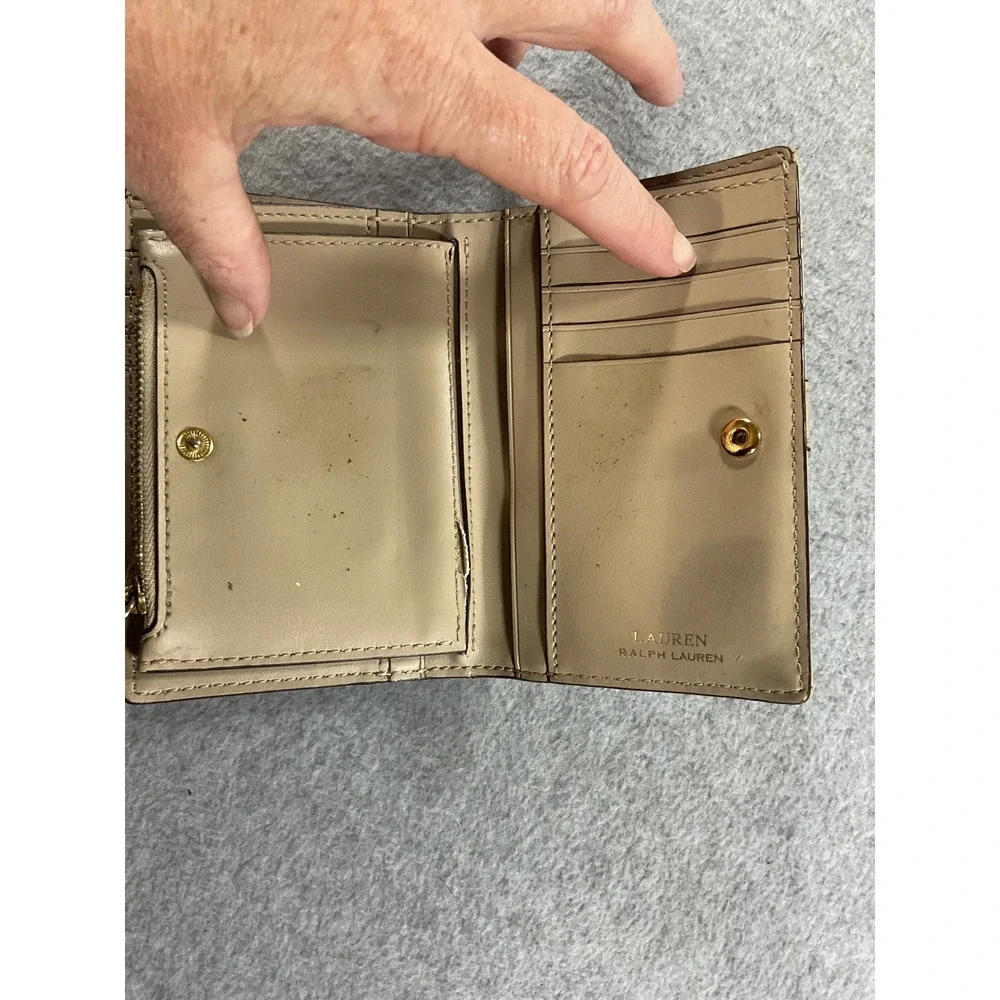 Lauren Ralph Lauren Quilted Leather Bifold Wallet Beige Gold Tone LRL Logo